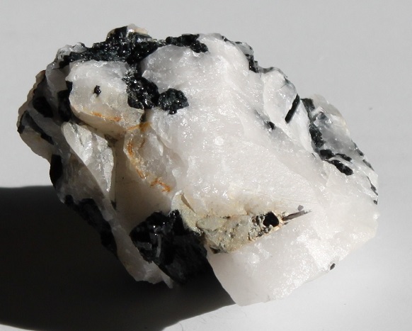 tourmalinated quartz indicolite ethically sourced